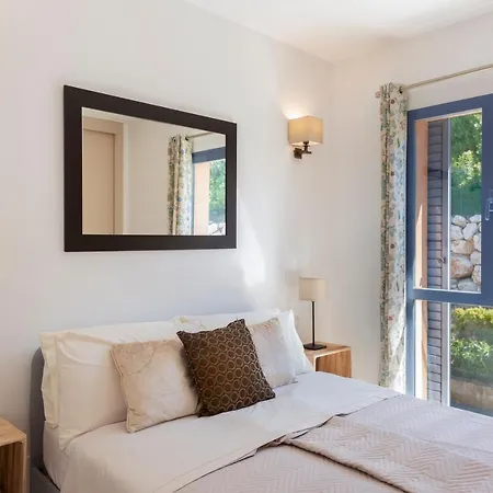 3 Bed Townhouse With Garden & Terraces In Sun & Golf Nueva Andalucia מארבלה