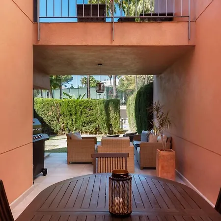 3 Bed Townhouse With Garden & Terraces In Sun & Golf Nueva Andalucia בית נופש מארבלה