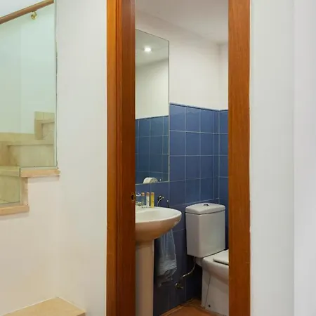 3 Bed Townhouse With Garden & Terraces In Sun & Golf Nueva Andalucia בית נופש מארבלה